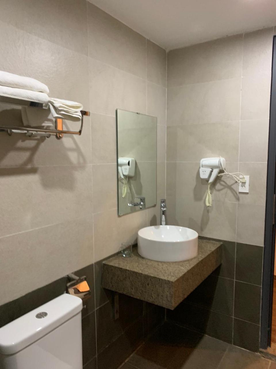 Hoa Hong Hotel Son La Zewnętrze zdjęcie